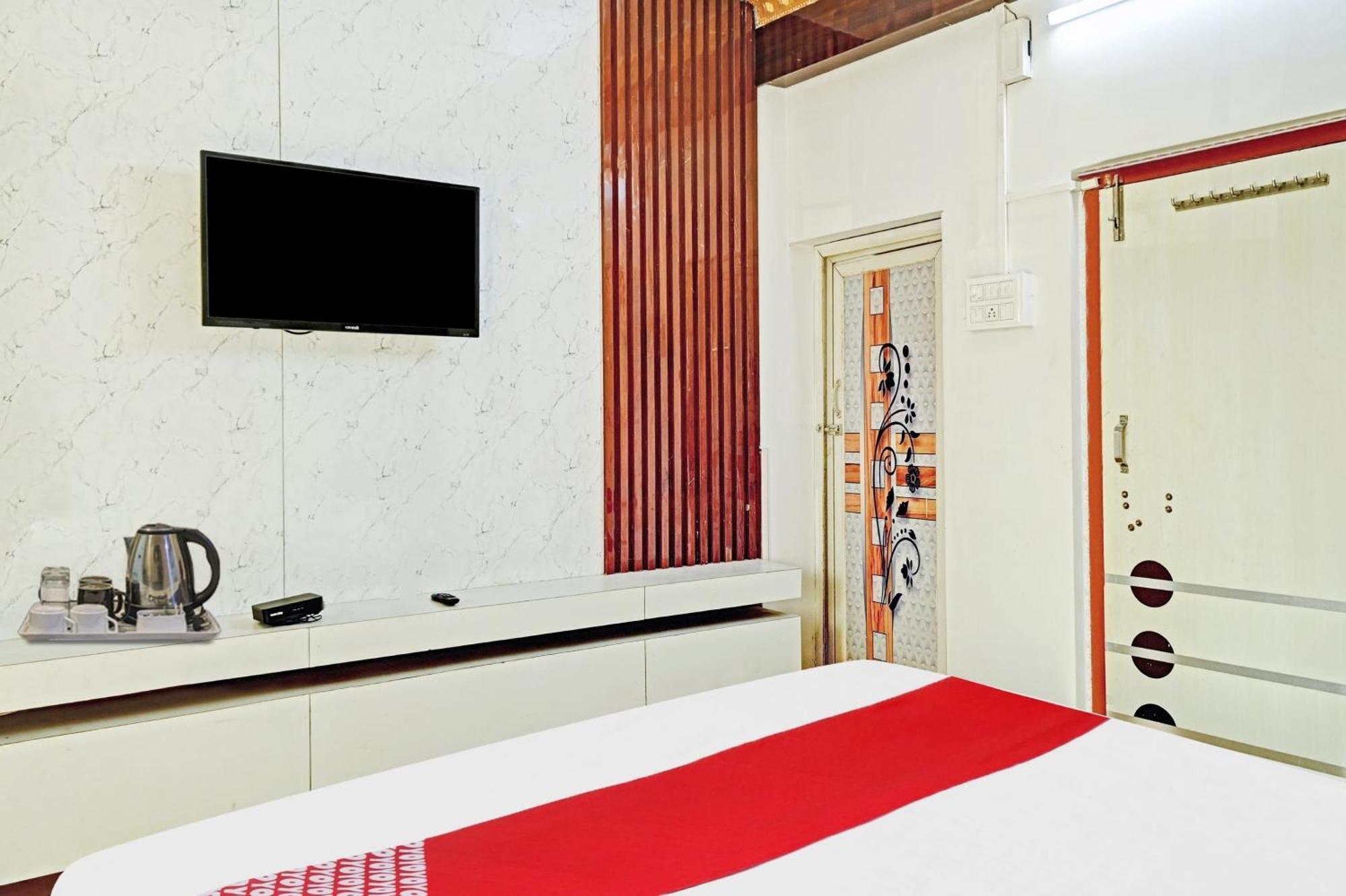 Hotel O Om Shanti Inn Kolkata Exterior photo